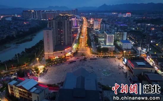 荆楚崛起，湖北经济与文化双翼腾飞